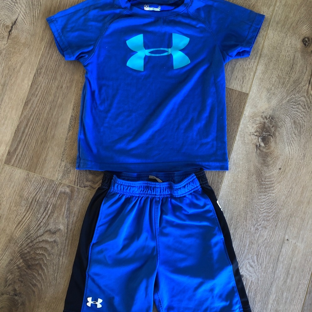 Under Armour quick dry t-shirt & shorts set boys 4